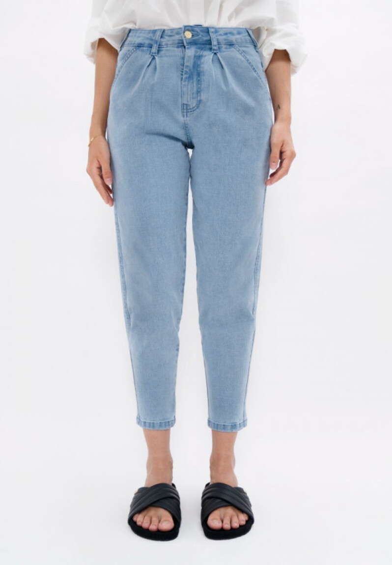 Barrel Jeans 